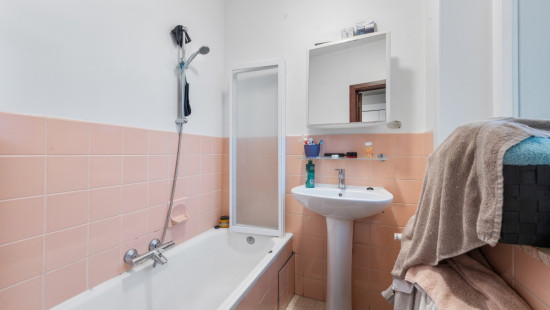 Broekstraat - 66 - - 9255