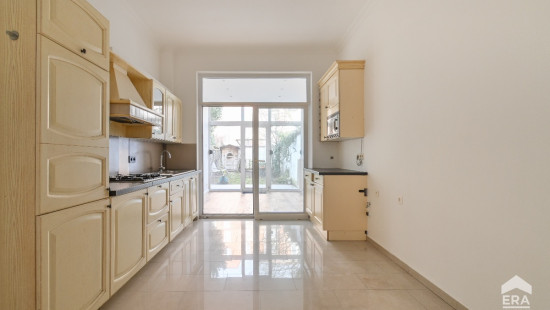 Rue Vanderkindere - 52 - 8 - 1180