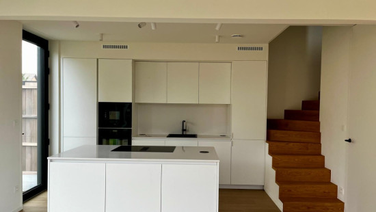 Anjerstraat - 1 - - 3945