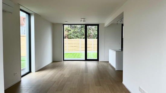 Anjerstraat - 1 - - 3945