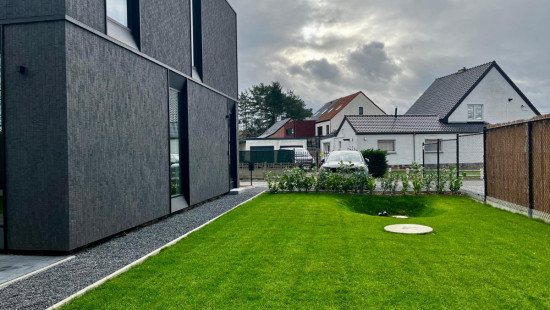 Anjerstraat - 1 - - 3945