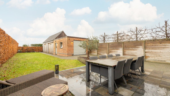 Moerstraat - 68e - - 2320