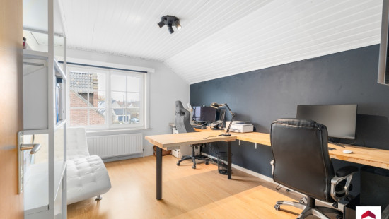 Massestraat - 12 - - 1741