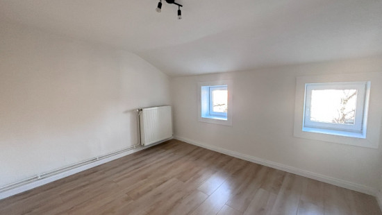 Naamsevest - 56 - - 3800