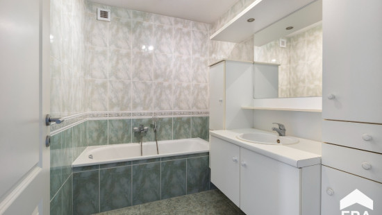 Dorpsstraat - 198 - bus 6 - 3900