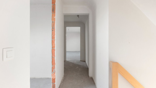 Stationsstraat - 83 - 202 - 9280