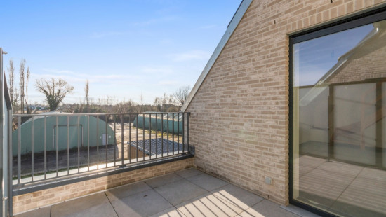 Stationsstraat - 83 - 202 - 9280