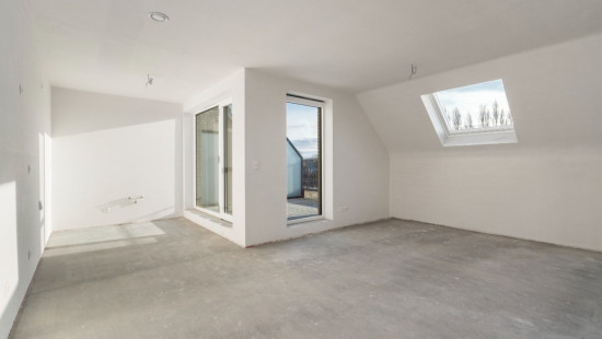 Stationsstraat - 83 - 202 - 9280