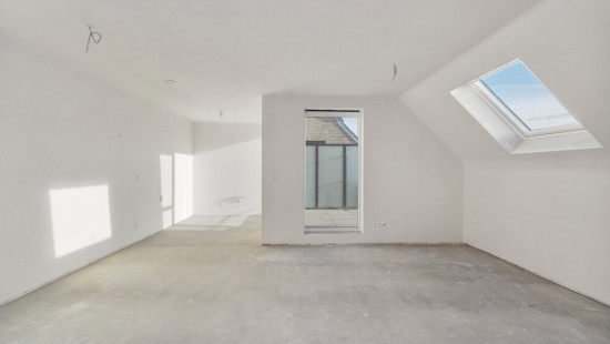 Stationsstraat - 83 - 202 - 9280