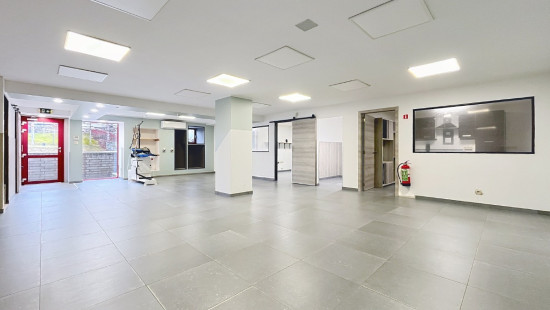 Rue Saint-Eloi - 52 - E - 4300