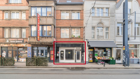 Sleepstraat - 52 - - 9000