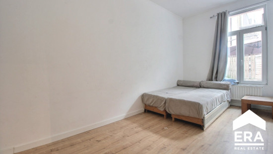 Chaussée de Mons - 260 - - 1070