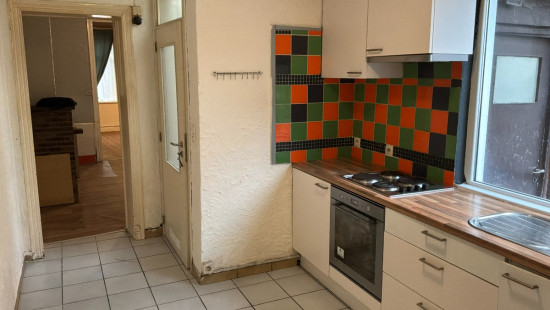 Hoogstraat - 4 - - 8800