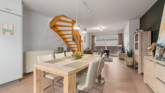 Stationsstraat - 95 - - 9280