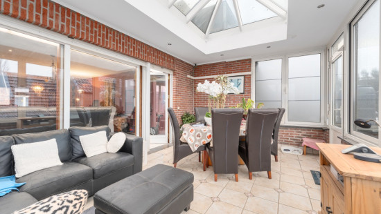 Stationsstraat - 93 - - 9280