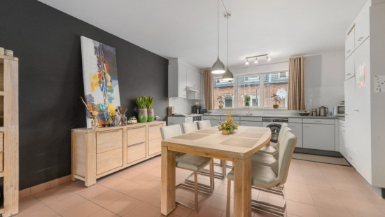 Stationsstraat - 95 - - 9280