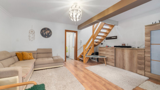 Stationsstraat - 95 - - 9280