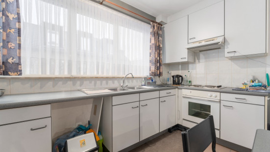 Stationsstraat - 95 - - 9280