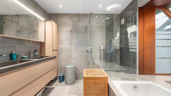 Stationsstraat - 93 - - 9280