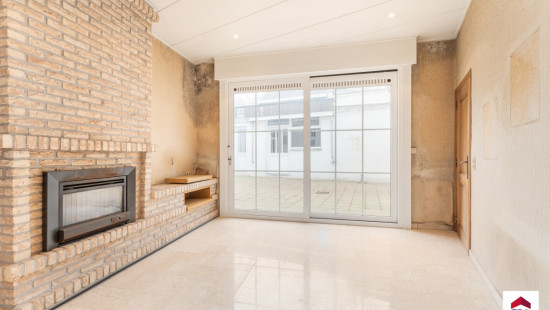 Hoogstraat - 35 - - 8700