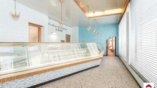 Hoogstraat - 35 - - 8700