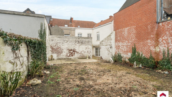 Hoogstraat - 35 - - 8700