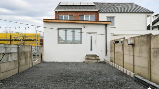 Montenakenweg - 44 - - 3800