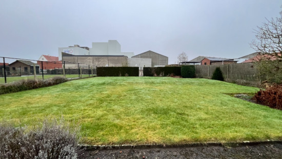 Dadizeelsestraat - 141 & 143 - - 8890