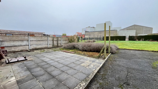 Dadizeelsestraat - 141 & 143 - - 8890