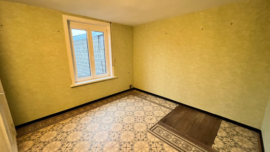 Dadizeelsestraat - 141 & 143 - - 8890