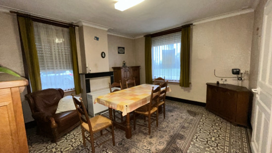 Dadizeelsestraat - 141 & 143 - - 8890