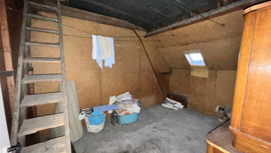 Dadizeelsestraat - 141 & 143 - - 8890