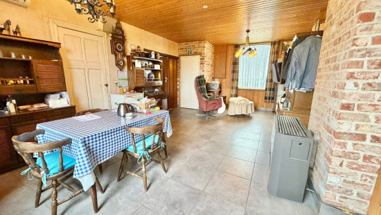 Haezeweidestraat - 11 - - 8980