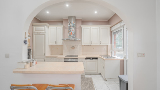 Rue Solvay - 25 - - 4100