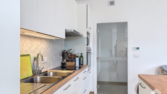 Rue du Charron - 285 - E6 - 1420