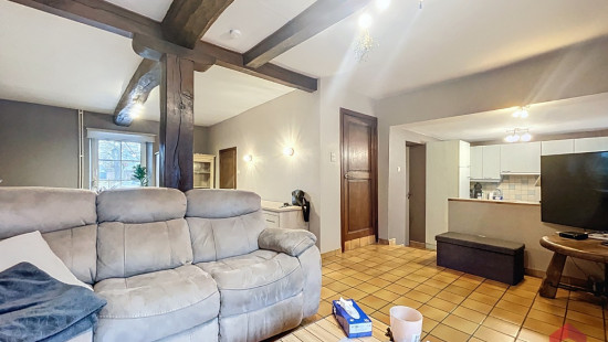 Place Félix Moinil - 275 - - 5300