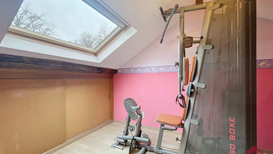 Place Félix Moinil - 275 - - 5300