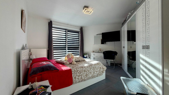 rue haute - 45 - 11 - 4100