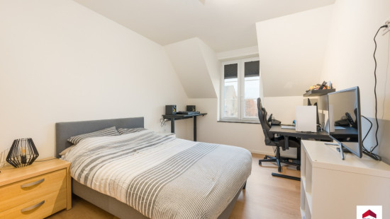 Steenstraat - 102 - - 8760