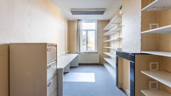 Burgemeester Vandenbogaerdelaan - 18 - - 8870