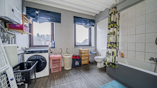 Chaussée de Theux - 71 -73 - - 4802