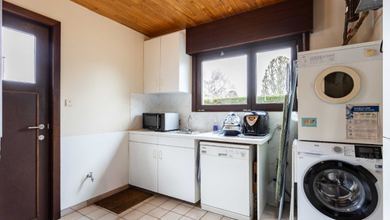 Hazewindstraat - 18 - - 8540