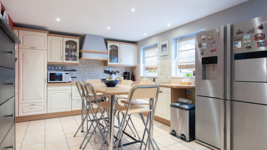 Rue des Cheminots - 7 - - 6900