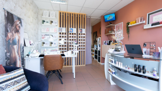 Avenue de France - 155 - - 6900