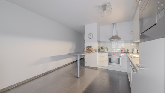 Quai Sainte Barbe - 1 - - 4020