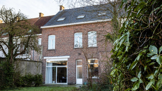 Burgemeester Vandenbogaerdelaan - 18 - z/ grond - 8870