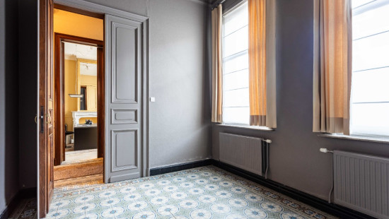 Burgemeester Vandenbogaerdelaan - 18 - z/ grond - 8870