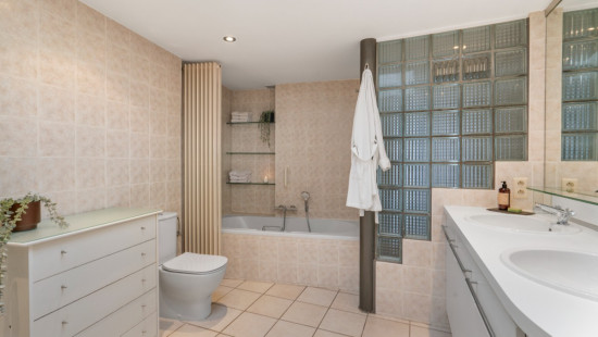 Bakkerstraat - 70 - - 9200