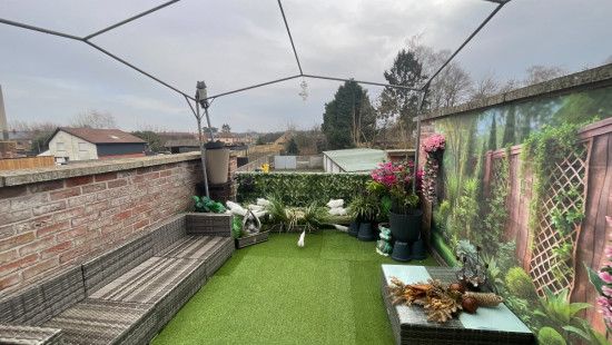 Ring - 61 - Bus 101 - 2200