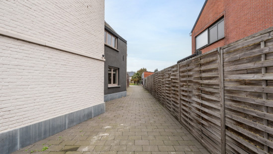 Bunderstraat - 8 - - 9290